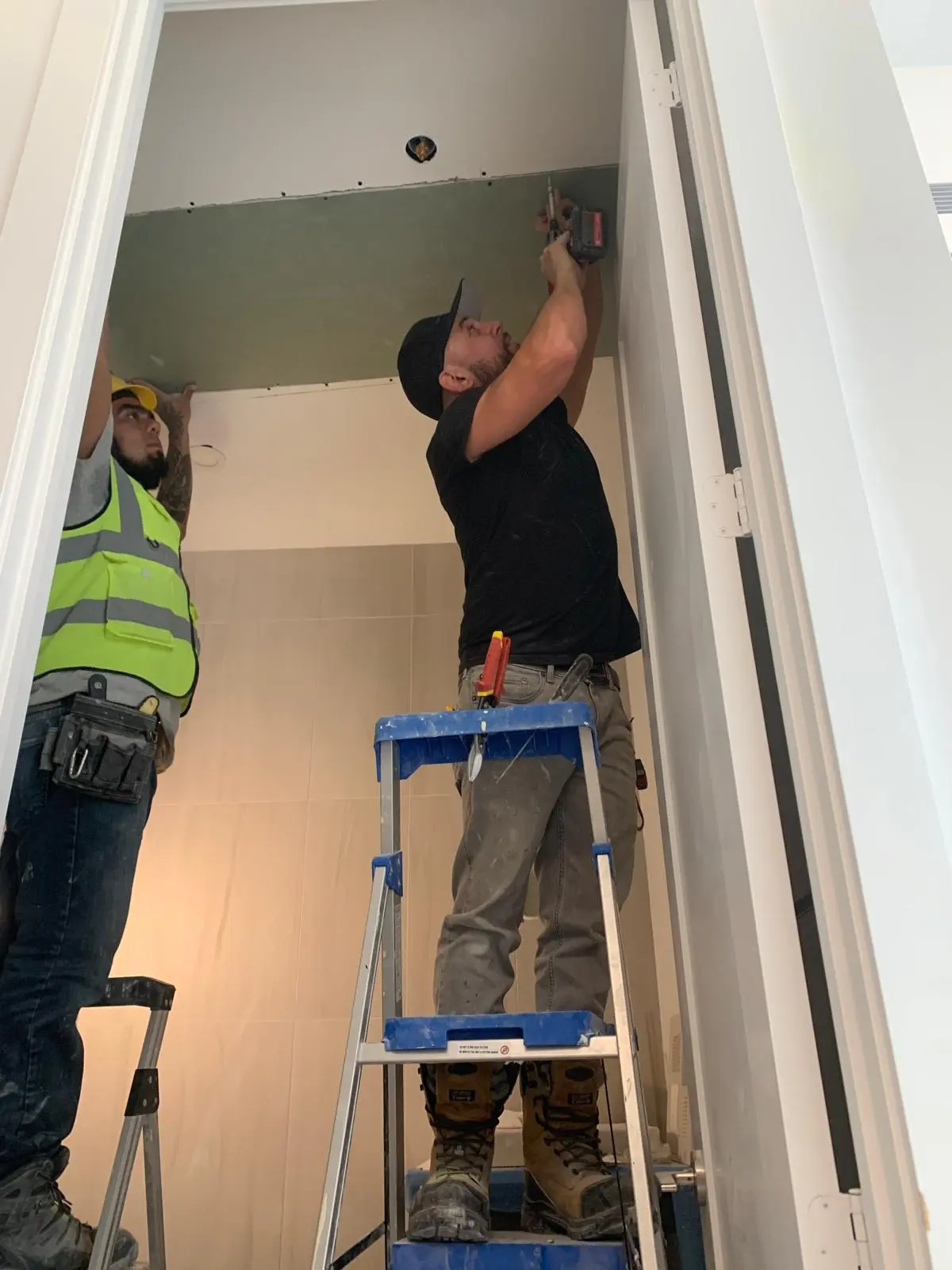 Drywall on condo sites and in homes across the GTA, photo 2